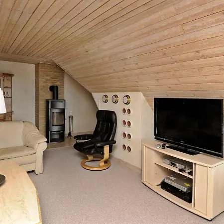 Holiday home Four-bedroom Holiday In Blavand 54 Oksbol (Syddanmark)