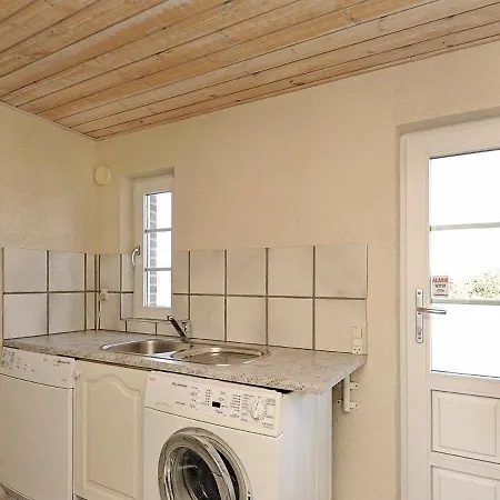 Four-bedroom Holiday In Blavand 54