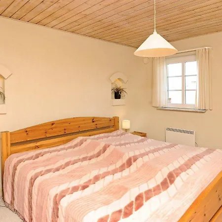 Holiday home Four-bedroom Holiday In Blavand 54